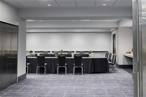 Hyatt Regency Chicago - $200M Transformation ใน Chicago, IL