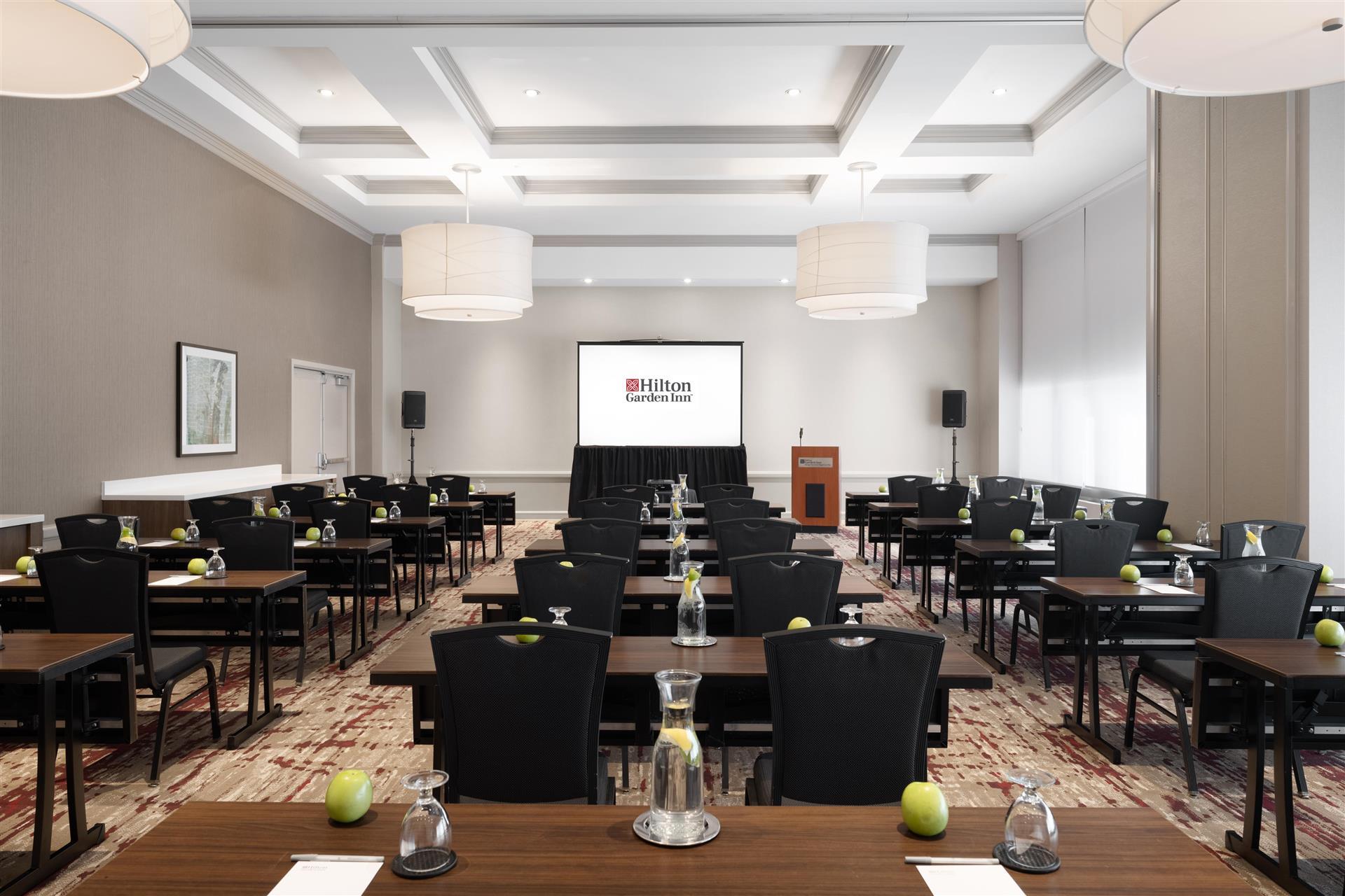 Hilton Garden Inn Mag Mile-Your Small Meetings Hotel ใน Chicago, IL